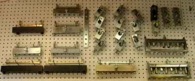 Fuel injector flow testing adapters